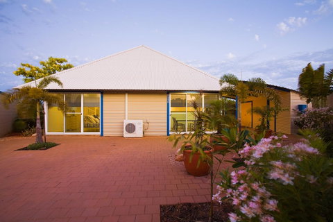 Osprey Holiday Village Unit 110 - Accommodation Redcliffe 21