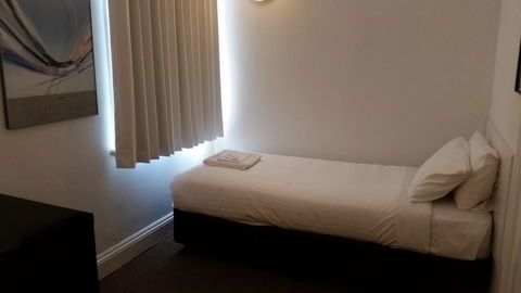 Akara Hotel - Accommodation Redcliffe 26