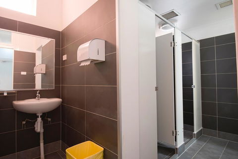 Akara Hotel - Accommodation Redcliffe 13