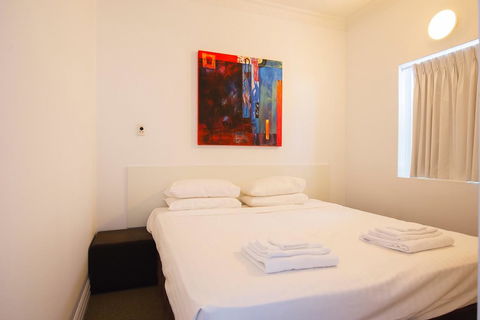 Akara Hotel - Accommodation Redcliffe 5
