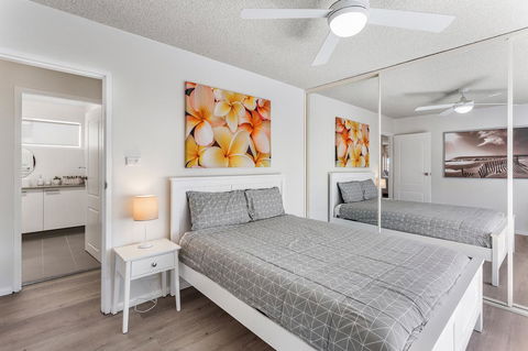 Laman Lodge, Unit 2, 15 Laman Street - Accommodation Redcliffe 9