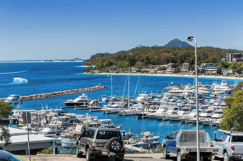 Laman Lodge, Unit 2, 15 Laman Street - Accommodation Redcliffe 15
