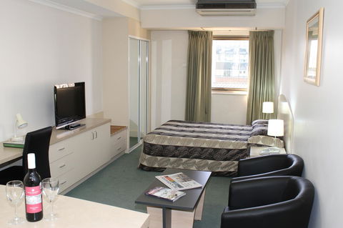 Comfort Inn & Suites Goodearth Perth - Accommodation Redcliffe 4