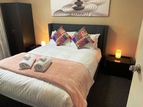 West Beach Lagoon 123 - Location & Views!!! - Accommodation Redcliffe 2