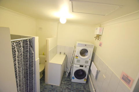 West Beach Lagoon 123 - Location & Views!!! - Accommodation Redcliffe 9