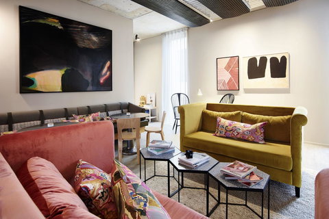 Alex Hotel - Accommodation Redcliffe 5