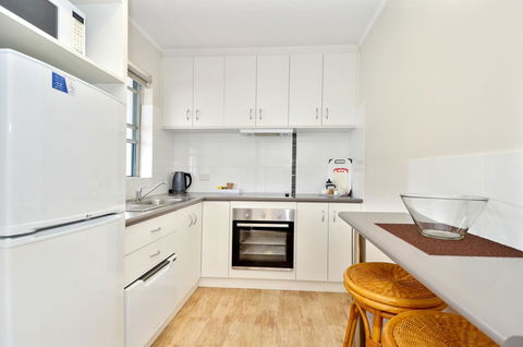 Dolphin Lodge Albany - Self Contained Apartments At Middleton Beach - Accommodation Redcliffe 5