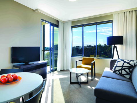 Punthill Norwest - Accommodation Redcliffe 17