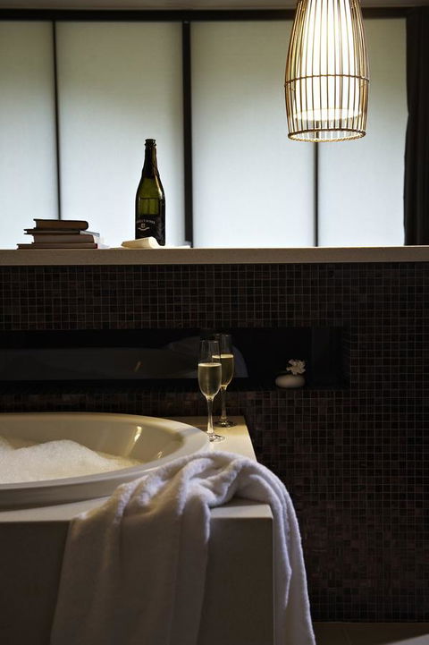 Chateau Elan At The Vintage - Accommodation Redcliffe 3