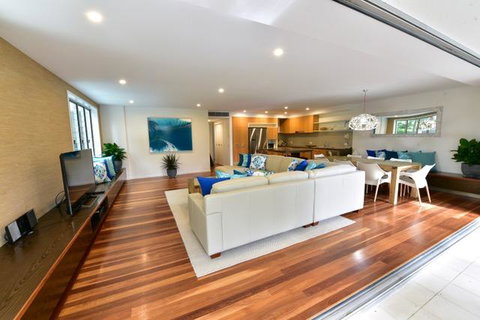 East On Byron - Accommodation Redcliffe 21