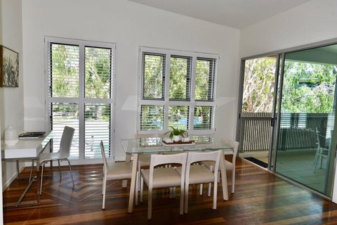 East On Byron - Accommodation Redcliffe 29