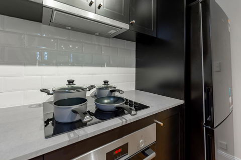 Heritage Townhouse Near Harbour Bridge - Accommodation Redcliffe 14