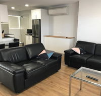 Jesmond Executive Villas - Accommodation Redcliffe