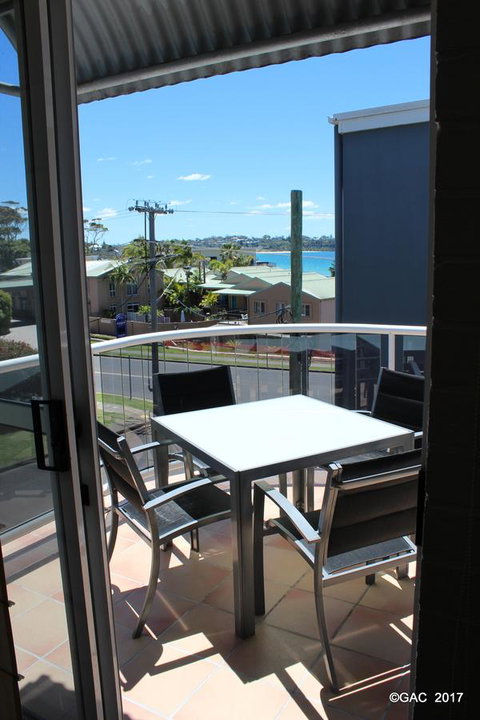 Mollymook Cove Apartments - Accommodation Redcliffe 18