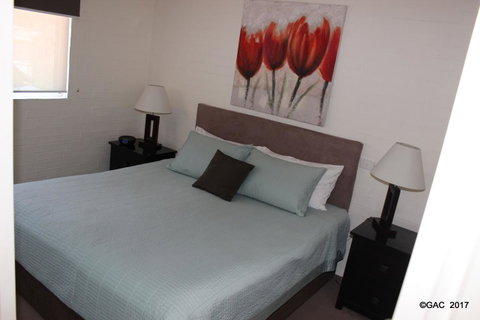 Mollymook Cove Apartments - Accommodation Redcliffe 25