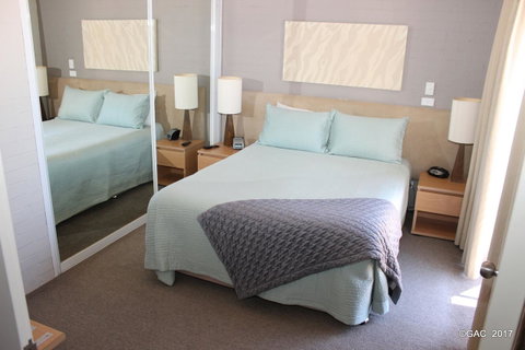 Mollymook Cove Apartments - Accommodation Redcliffe 33