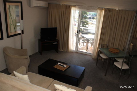 Mollymook Cove Apartments - Accommodation Redcliffe 10