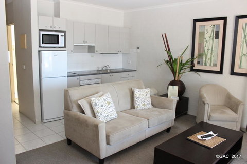 Mollymook Cove Apartments - Accommodation Redcliffe 30