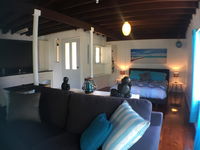 Book Emerald Beach Accommodation Vacations Accommodation Redcliffe Accommodation Redcliffe