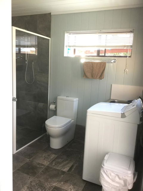 Jetz Bungalow - Accommodation Redcliffe 2