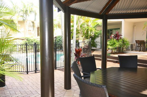 Cossies By The Sea - Accommodation Redcliffe 17