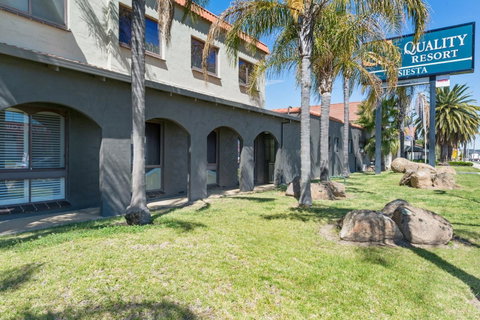 Quality Resort Siesta - Accommodation Redcliffe 38