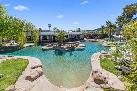 Quality Resort Siesta - Accommodation Redcliffe 0