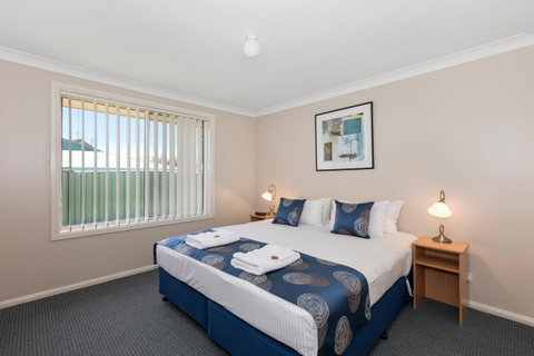 Colonial Court Villas - Accommodation Redcliffe 19