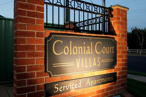 Colonial Court Villas - Accommodation Redcliffe 22