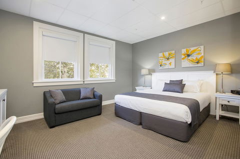 CH Boutique Hotel & Apartments, Ascend Hotel Collection - Accommodation Redcliffe 19