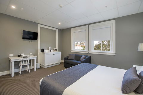 CH Boutique Hotel & Apartments, Ascend Hotel Collection - Accommodation Redcliffe 18