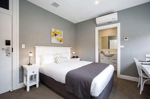 CH Boutique Hotel & Apartments, Ascend Hotel Collection - Accommodation Redcliffe 25