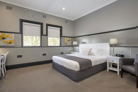 CH Boutique Hotel & Apartments, Ascend Hotel Collection - Accommodation Redcliffe 23
