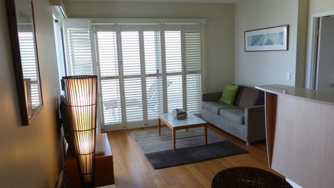 SaltBeach2302 - Accommodation Redcliffe 5