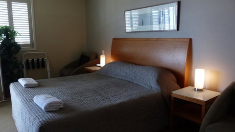 SaltBeach2302 - Accommodation Redcliffe 6