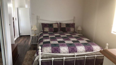 Little Gem - Accommodation Redcliffe 5