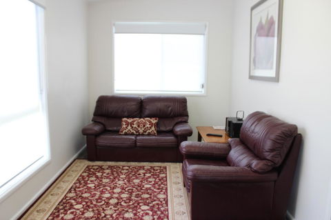 Little Gem - Accommodation Redcliffe 6