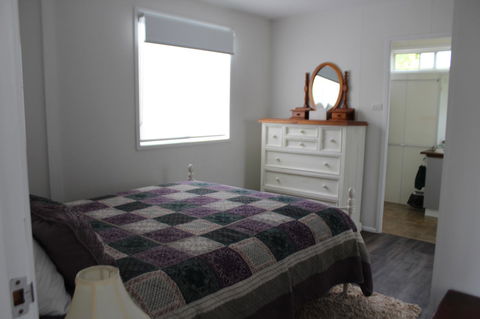 Little Gem - Accommodation Redcliffe 7