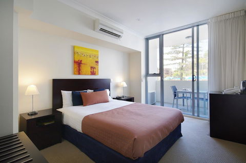 Macquarie Waters Boutique Apartment Hotel - Accommodation Redcliffe 25