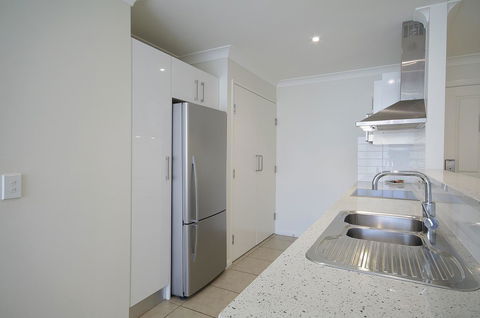 Macquarie Waters Boutique Apartment Hotel - Accommodation Redcliffe 23