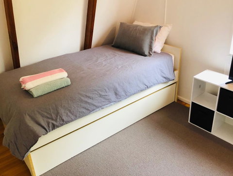Little Blue Beach House - Accommodation Redcliffe 6