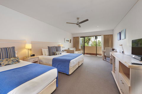 Waves Byron Bay - Accommodation Redcliffe 25