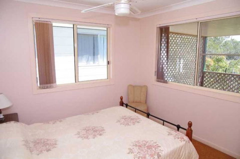 Bellhaven 2, 17 Willow Street - Accommodation Redcliffe 3