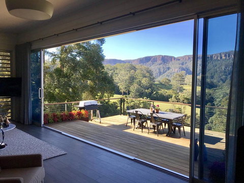 Amaroo Valley Springs - Accommodation Redcliffe 3