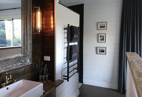 Amaroo Valley Springs - Accommodation Redcliffe 11