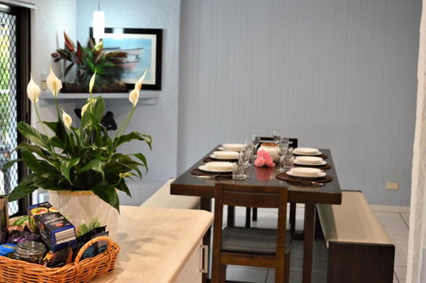 Yigala House - Accommodation Redcliffe 9