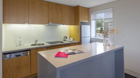 Oaks Cypress Lakes Resort - Accommodation Redcliffe 3