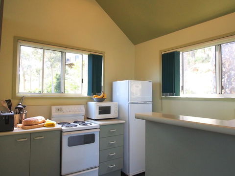 Bundle Hill Cottages - Accommodation Redcliffe 14