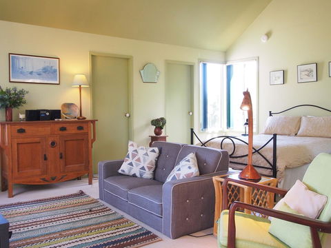 Bundle Hill Cottages - Accommodation Redcliffe 19