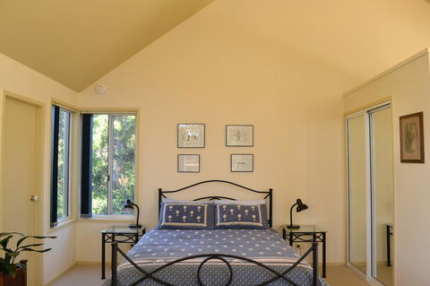 Bundle Hill Cottages - Accommodation Redcliffe 39